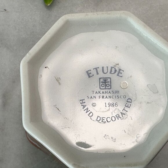 Vintage Small Porcelain Trinket Box Red, Blue and Grey Floral by ETUDE Takahashi - Picture 5 of 9